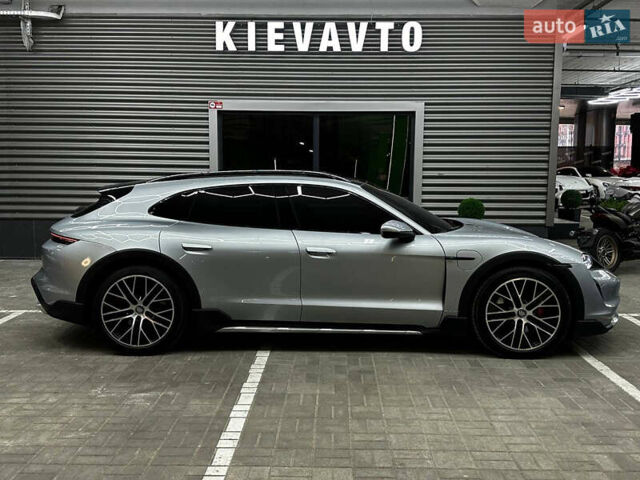 Порше Taycan Cross Turismo, об'ємом двигуна 0 л та пробігом 114 тис. км за 57000 $, фото 8 на Automoto.ua