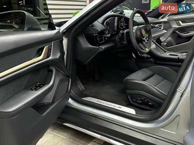Порше Taycan Cross Turismo, об'ємом двигуна 0 л та пробігом 114 тис. км за 57000 $, фото 11 на Automoto.ua