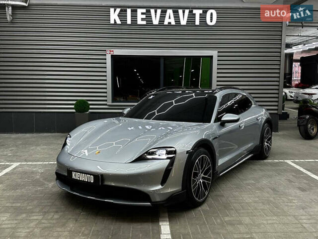 Порше Taycan Cross Turismo, об'ємом двигуна 0 л та пробігом 114 тис. км за 57000 $, фото 1 на Automoto.ua