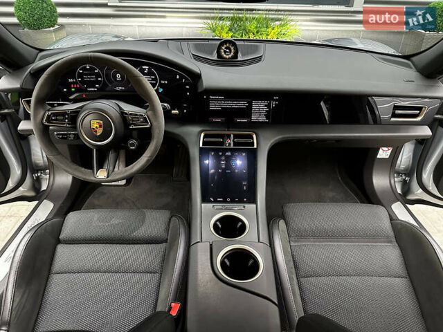 Порше Taycan Cross Turismo, об'ємом двигуна 0 л та пробігом 114 тис. км за 57000 $, фото 25 на Automoto.ua