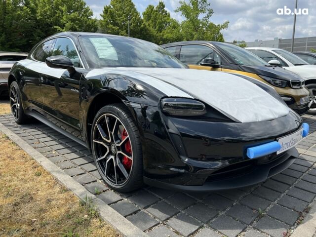 Порше Taycan Cross Turismo, объемом двигателя 0 л и пробегом 0 тыс. км за 150957 $, фото 9 на Automoto.ua