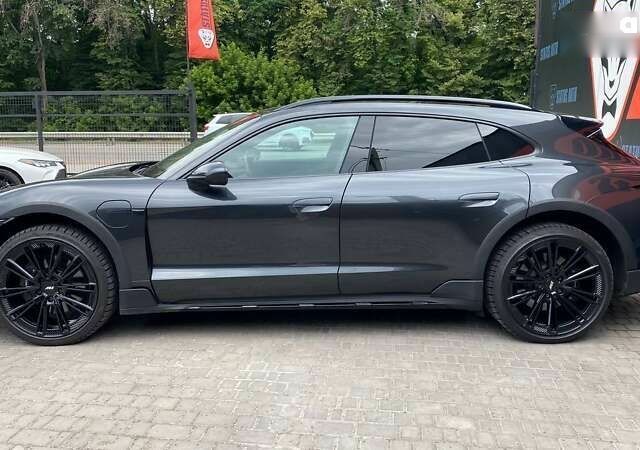 Порше Taycan Cross Turismo, объемом двигателя 0 л и пробегом 30 тыс. км за 83000 $, фото 5 на Automoto.ua
