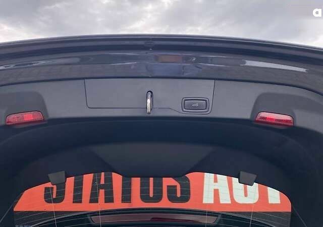 Порше Taycan Cross Turismo, объемом двигателя 0 л и пробегом 30 тыс. км за 83000 $, фото 17 на Automoto.ua