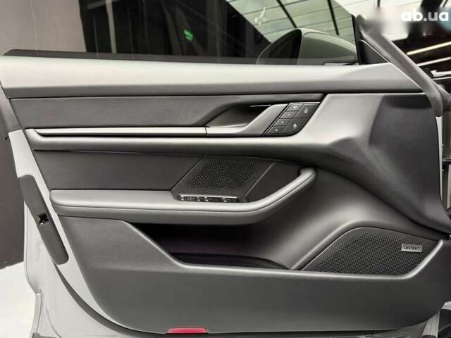 Порше Taycan Cross Turismo, объемом двигателя 0 л и пробегом 29 тыс. км за 83900 $, фото 24 на Automoto.ua