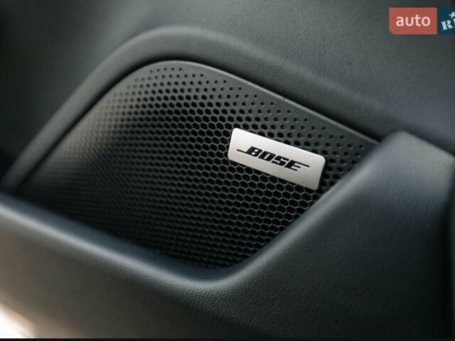 Порше Taycan Cross Turismo, объемом двигателя 0 л и пробегом 11 тыс. км за 101000 $, фото 19 на Automoto.ua