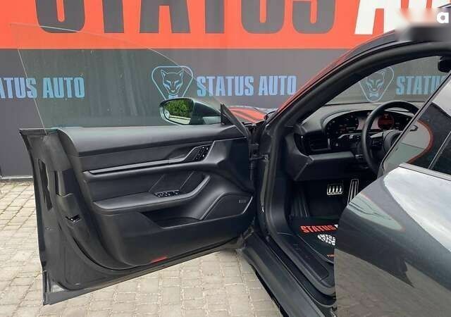 Порше Taycan Cross Turismo, объемом двигателя 0 л и пробегом 30 тыс. км за 83000 $, фото 20 на Automoto.ua
