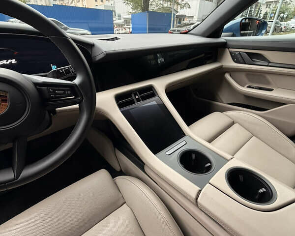 Порше Taycan Cross Turismo, объемом двигателя 0 л и пробегом 29 тыс. км за 82500 $, фото 19 на Automoto.ua