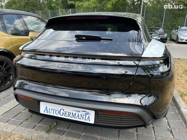 Порше Taycan Cross Turismo, объемом двигателя 0 л и пробегом 0 тыс. км за 150957 $, фото 36 на Automoto.ua