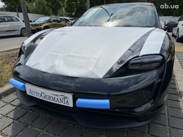 Порше Taycan Cross Turismo, объемом двигателя 0 л и пробегом 0 тыс. км за 150957 $, фото 2 на Automoto.ua
