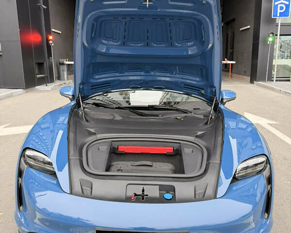 Порше Taycan Cross Turismo, объемом двигателя 0 л и пробегом 29 тыс. км за 82400 $, фото 16 на Automoto.ua