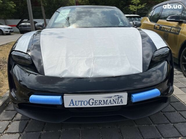 Порше Taycan Cross Turismo, объемом двигателя 0 л и пробегом 0 тыс. км за 150957 $, фото 14 на Automoto.ua