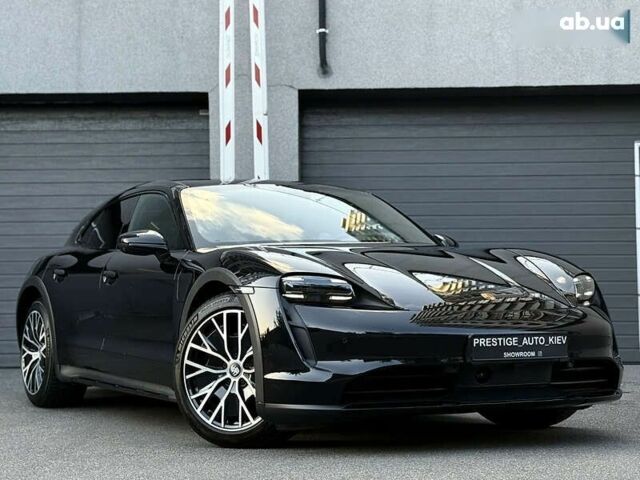 Порше Taycan Cross Turismo, объемом двигателя 0 л и пробегом 15 тыс. км за 89000 $, фото 2 на Automoto.ua