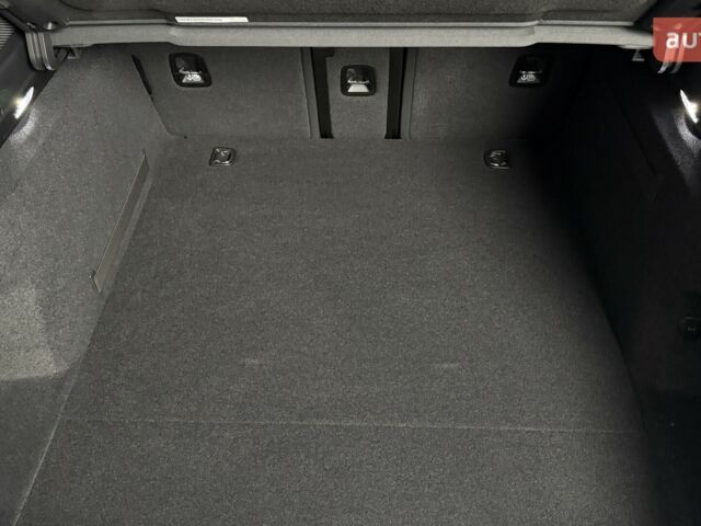 Порше Taycan Cross Turismo, объемом двигателя 0 л и пробегом 0 тыс. км за 124183 $, фото 38 на Automoto.ua