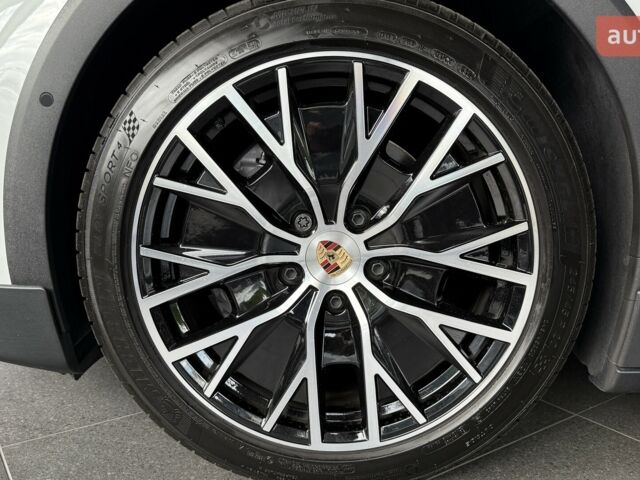 Порше Taycan Cross Turismo, объемом двигателя 0 л и пробегом 0 тыс. км за 124183 $, фото 39 на Automoto.ua