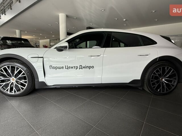 Порше Taycan Cross Turismo, об'ємом двигуна 0 л та пробігом 0 тис. км за 128402 $, фото 1 на Automoto.ua