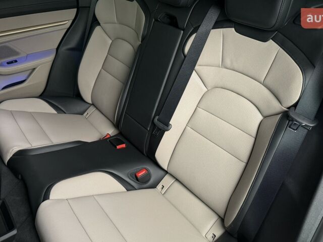 Порше Taycan Cross Turismo, объемом двигателя 0 л и пробегом 0 тыс. км за 124183 $, фото 14 на Automoto.ua