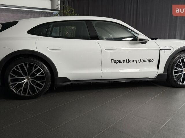 Порше Taycan Cross Turismo, объемом двигателя 0 л и пробегом 0 тыс. км за 124183 $, фото 1 на Automoto.ua