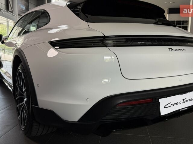 Порше Taycan Cross Turismo, об'ємом двигуна 0 л та пробігом 0 тис. км за 128402 $, фото 2 на Automoto.ua