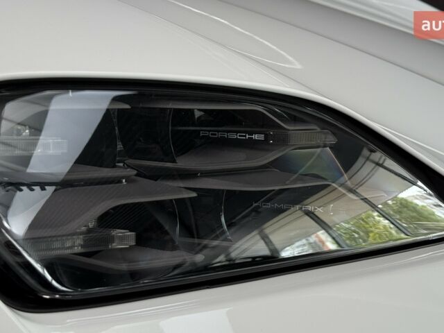 Порше Taycan Cross Turismo, объемом двигателя 0 л и пробегом 0 тыс. км за 124183 $, фото 29 на Automoto.ua