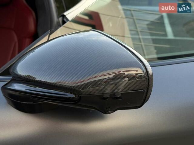 Сірий Порше Taycan Cross Turismo, об'ємом двигуна 0 л та пробігом 13 тис. км за 95000 $, фото 12 на Automoto.ua