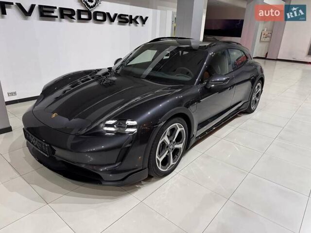 Серый Порше Taycan Cross Turismo, объемом двигателя 0 л и пробегом 1 тыс. км за 115900 $, фото 26 на Automoto.ua