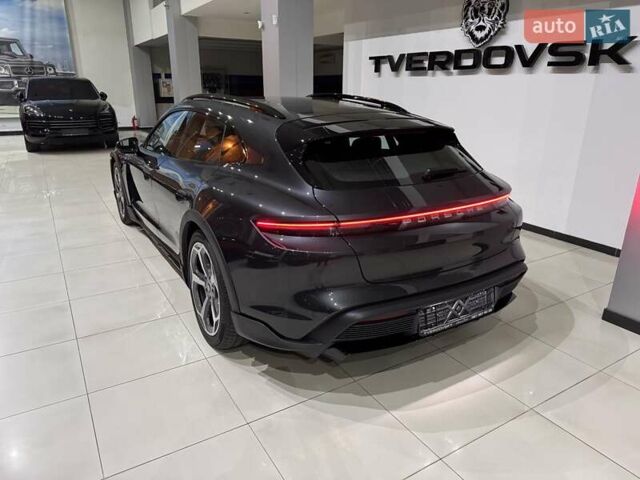 Серый Порше Taycan Cross Turismo, объемом двигателя 0 л и пробегом 1 тыс. км за 115900 $, фото 48 на Automoto.ua