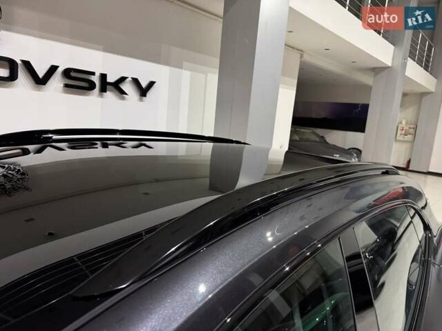 Серый Порше Taycan Cross Turismo, объемом двигателя 0 л и пробегом 1 тыс. км за 115900 $, фото 30 на Automoto.ua