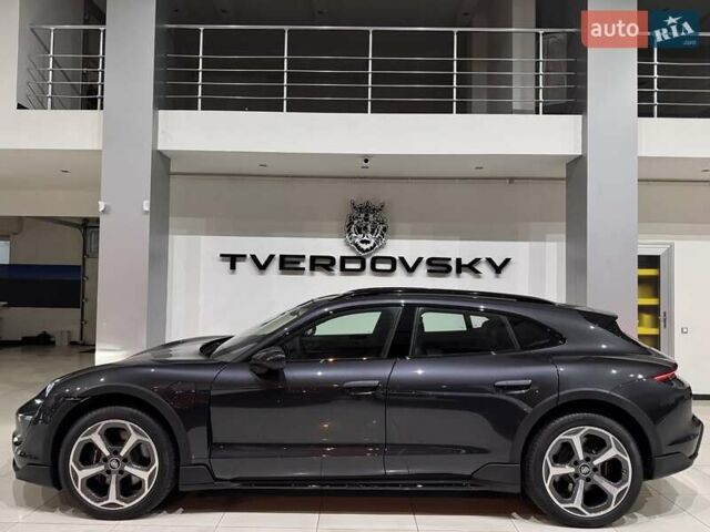 Серый Порше Taycan Cross Turismo, объемом двигателя 0 л и пробегом 1 тыс. км за 115900 $, фото 72 на Automoto.ua