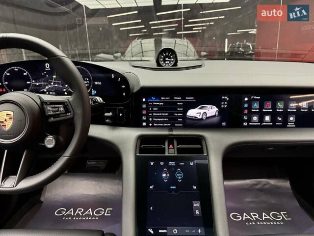 Серый Порше Taycan Cross Turismo, объемом двигателя 0 л и пробегом 29 тыс. км за 83900 $, фото 34 на Automoto.ua