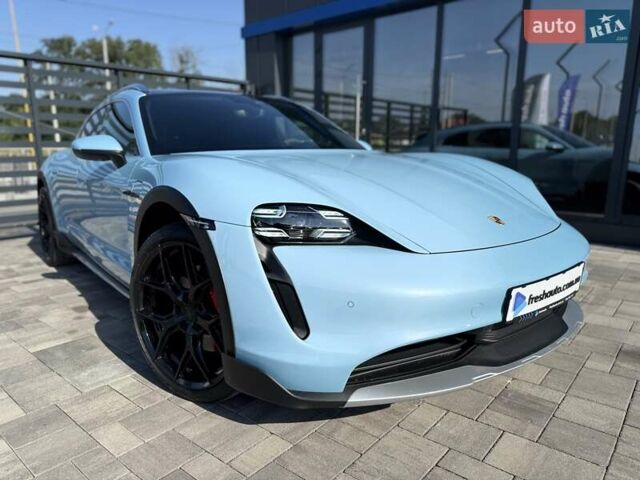 Синий Порше Taycan Cross Turismo, объемом двигателя 0 л и пробегом 57 тыс. км за 65900 $, фото 5 на Automoto.ua