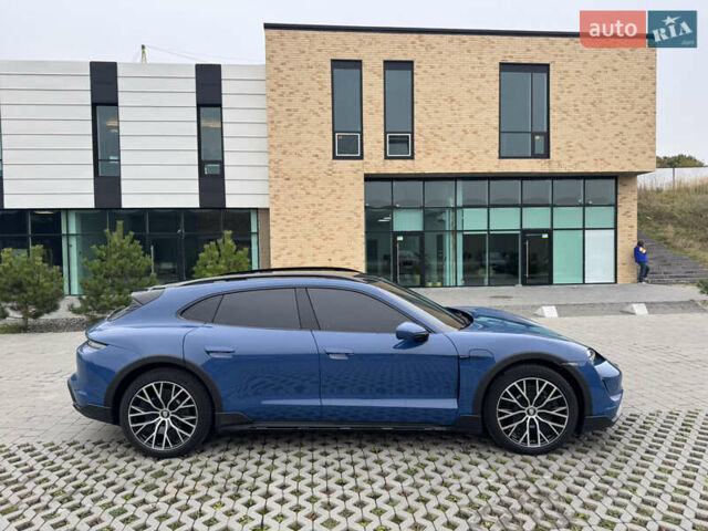 Синій Порше Taycan Cross Turismo, об'ємом двигуна 0 л та пробігом 18 тис. км за 83700 $, фото 2 на Automoto.ua