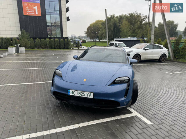 Синій Порше Taycan Cross Turismo, об'ємом двигуна 0 л та пробігом 18 тис. км за 83700 $, фото 12 на Automoto.ua