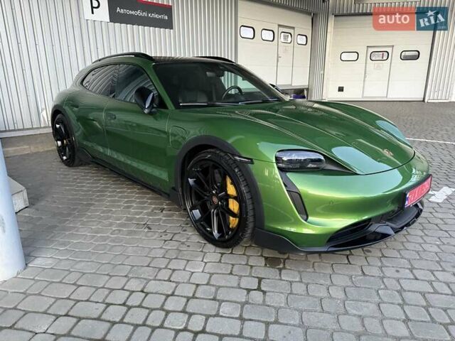 Зеленый Порше Taycan Cross Turismo, объемом двигателя 0 л и пробегом 57 тыс. км за 79990 $, фото 18 на Automoto.ua