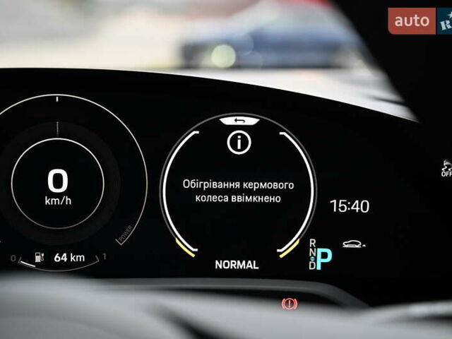 Красный Порше Taycan Sport Turismo, объемом двигателя 0 л и пробегом 34 тыс. км за 84067 $, фото 14 на Automoto.ua