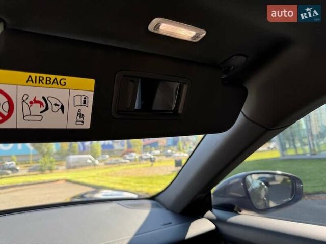Серый Порше Taycan Sport Turismo, объемом двигателя 0 л и пробегом 15 тыс. км за 89000 $, фото 70 на Automoto.ua