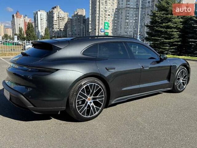 Серый Порше Taycan Sport Turismo, объемом двигателя 0 л и пробегом 15 тыс. км за 89000 $, фото 9 на Automoto.ua