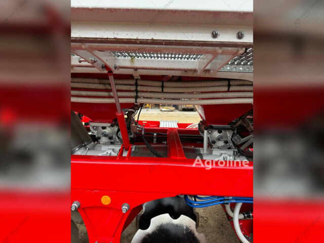 Червоний Pottinger Другая, об'ємом двигуна 0 л та пробігом 0 тис. км за 8052820 $, фото 9 на Automoto.ua