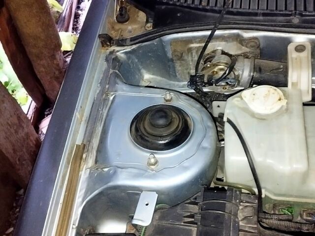 Серый Протон 415, объемом двигателя 1.5 л и пробегом 374 тыс. км за 2000 $, фото 4 на Automoto.ua