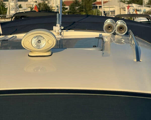 Квиксильвер Актив, объемом двигателя 0 л и пробегом 3 тыс. км за 55000 $, фото 14 на Automoto.ua