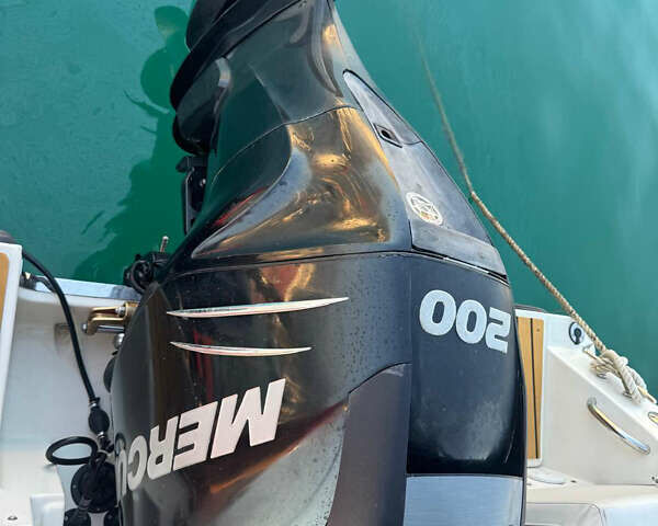 Квиксильвер Актив, объемом двигателя 0 л и пробегом 3 тыс. км за 55000 $, фото 37 на Automoto.ua