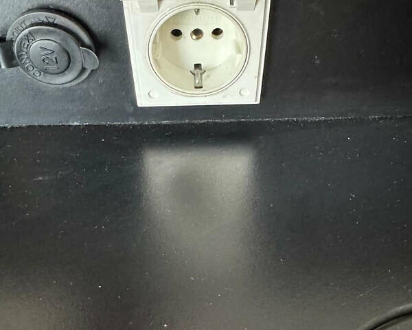 Квиксильвер Актив, объемом двигателя 0 л и пробегом 3 тыс. км за 55000 $, фото 40 на Automoto.ua