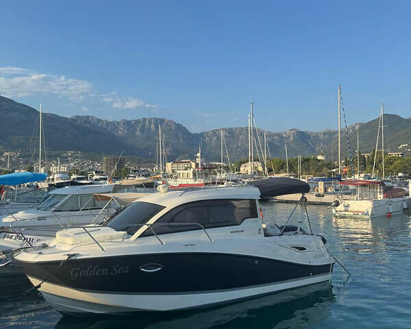 Квиксильвер Актив, объемом двигателя 0 л и пробегом 3 тыс. км за 55000 $, фото 5 на Automoto.ua