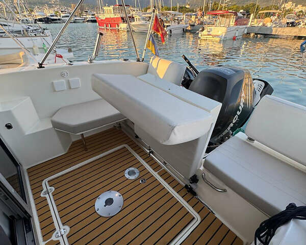 Квиксильвер Актив, объемом двигателя 0 л и пробегом 3 тыс. км за 55000 $, фото 42 на Automoto.ua