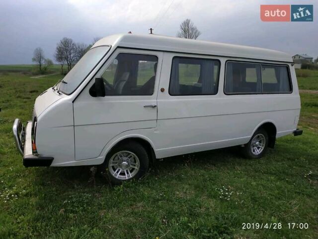 Белый РАФ 2203, объемом двигателя 2.3 л и пробегом 1 тыс. км за 5000 $, фото 7 на Automoto.ua