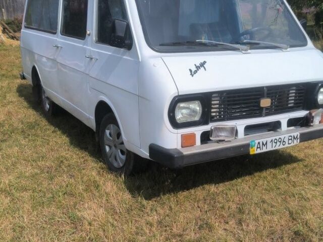 Белый РАФ 2203, объемом двигателя 1.5 л и пробегом 45 тыс. км за 1800 $, фото 5 на Automoto.ua