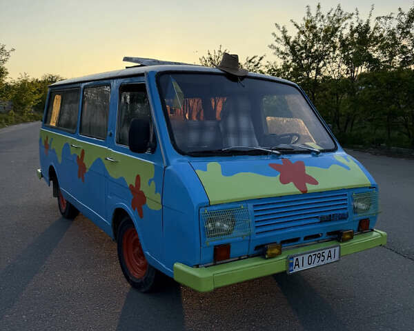 Бежевый РАФ 2203, объемом двигателя 2.5 л и пробегом 300 тыс. км за 842 $, фото 1 на Automoto.ua