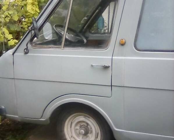 РАФ 2203, об'ємом двигуна 2.5 л та пробігом 247 тис. км за 900 $, фото 7 на Automoto.ua