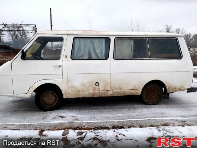 РАФ 2203, объемом двигателя 25 л и пробегом 0 тыс. км за 1000 $, фото 3 на Automoto.ua