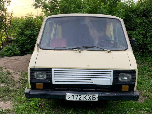 РАФ 2203, объемом двигателя 2.5 л и пробегом 160 тыс. км за 700 $, фото 3 на Automoto.ua