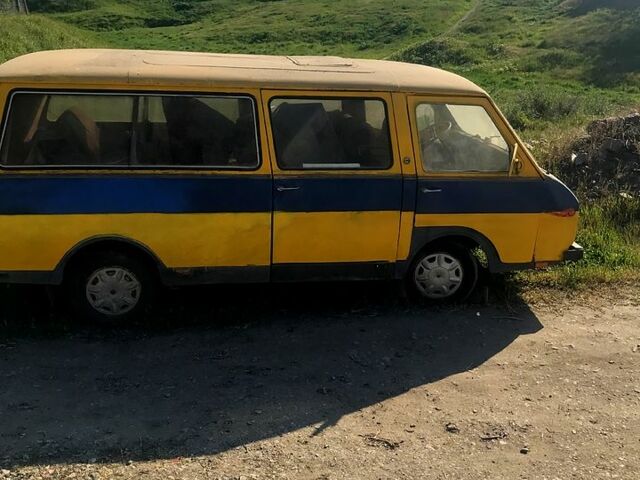 РАФ 2203, объемом двигателя 2.5 л и пробегом 200 тыс. км за 360 $, фото 1 на Automoto.ua